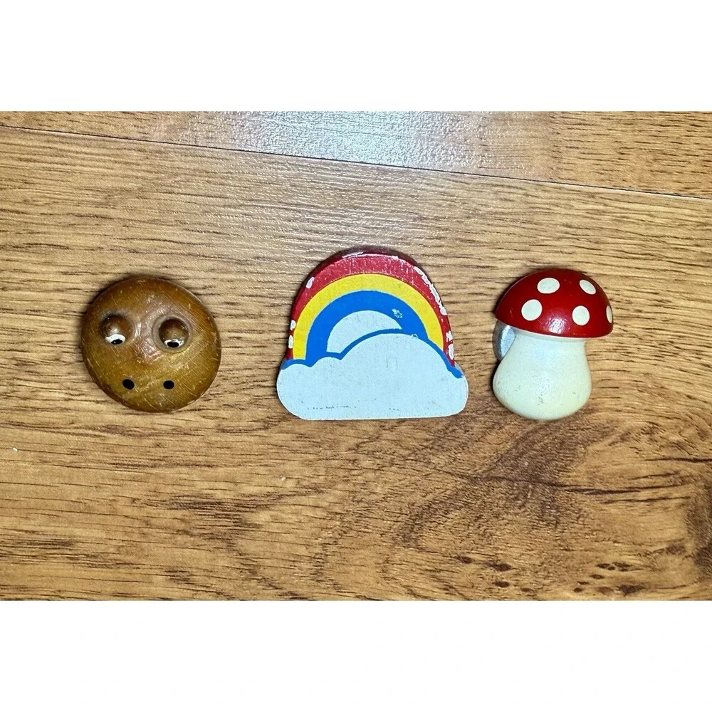 Vtg 70s Wooden Mushroom‎ Rainbow Frog Magnet Lot Retro Hippie Boho Decor Russ